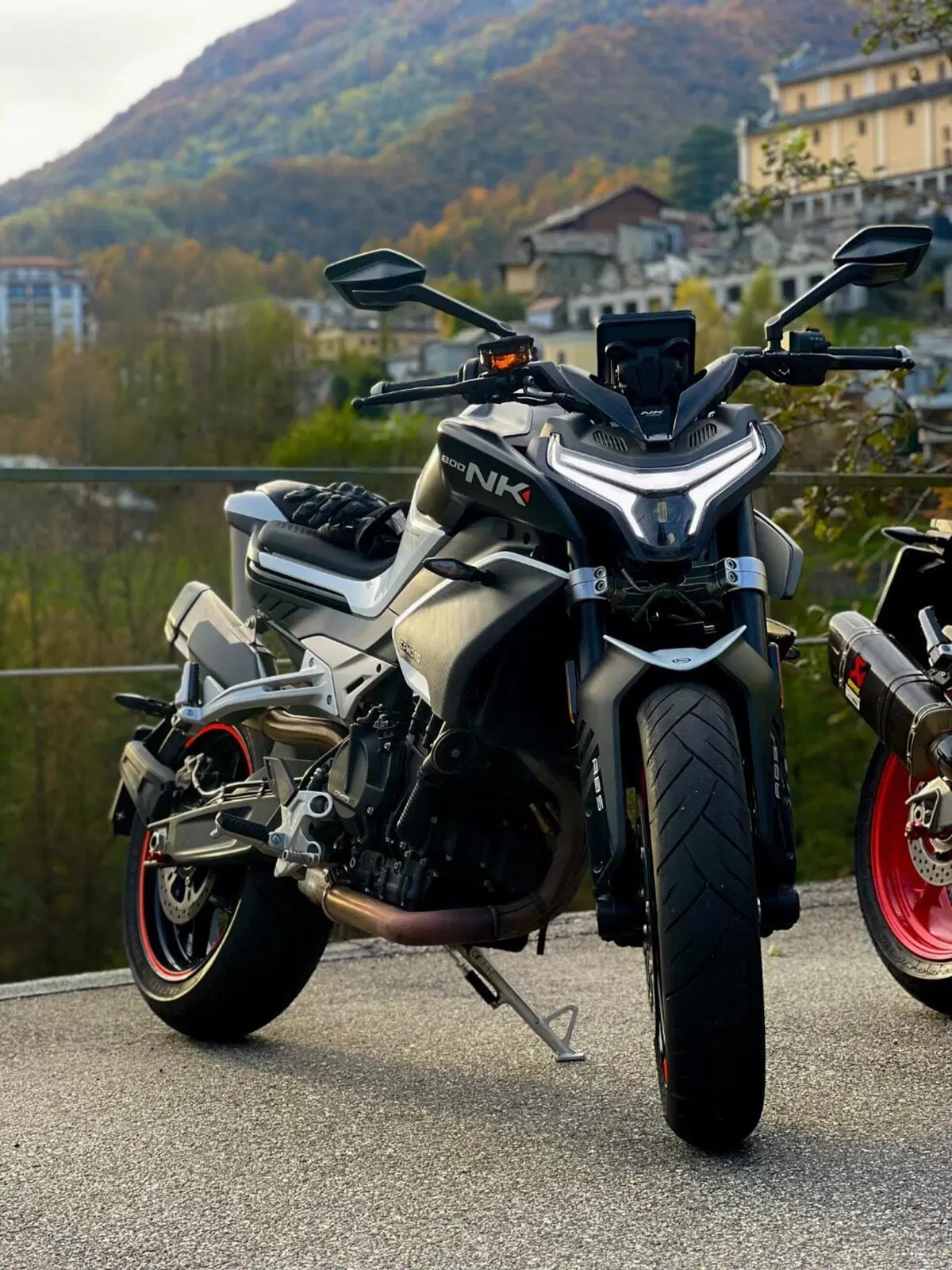 CFMOTO 800NK Advanced (2023 - 26) (2)