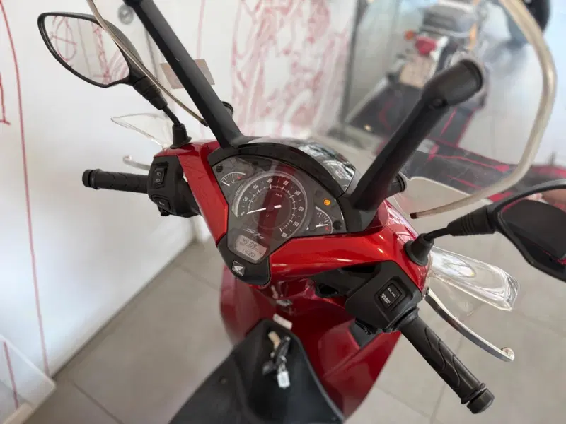 Honda SH 150i (2017 - 19) (8)