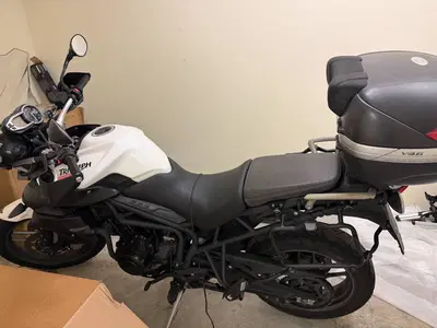Triumph Tiger 800 ABS (2010 - 14) usata