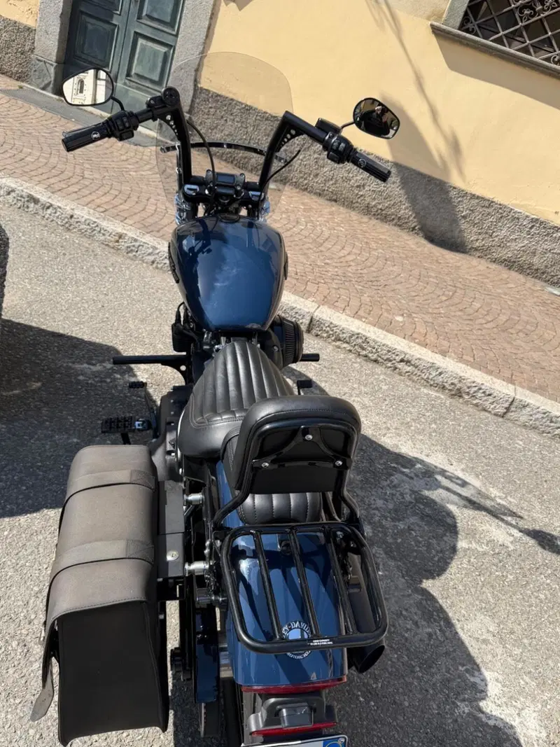 Harley-Davidson 107 Street Bob (2018 - 20) - FXBB (2)