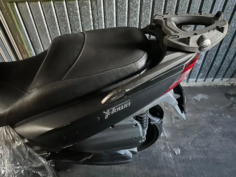 Kymco X-Town 300i City (2020) (4)