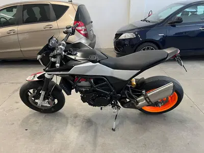 Husqvarna Nuda 900 R (2011 - 13) usata