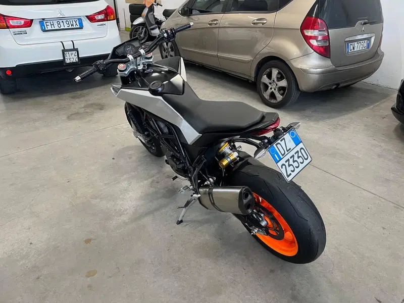 Husqvarna Nuda 900 R (2011 - 13) (8)