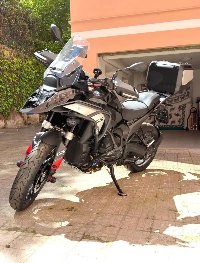 Bmw R 1300 GS Triple Black (2023 - 26) (4)