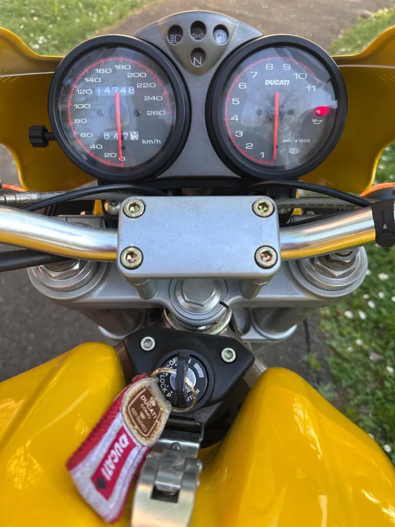 Ducati Monster 900 Special I.E. (1999 - 02) (3)