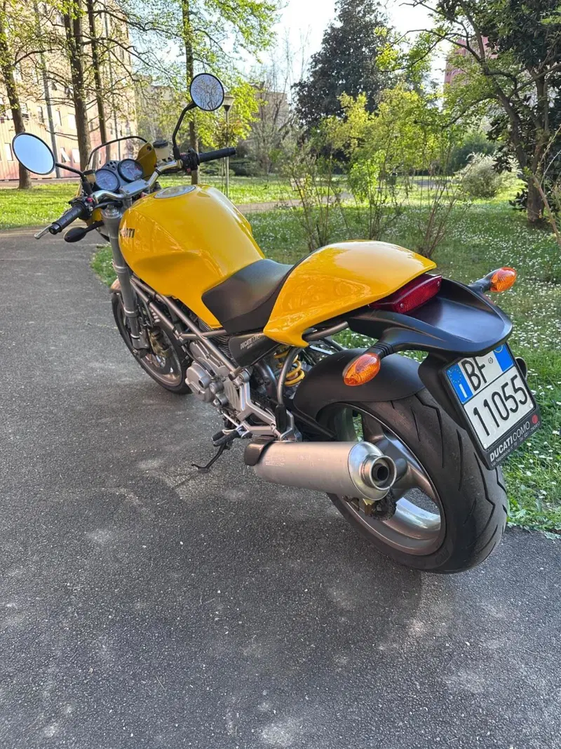 Ducati Monster 900 Special I.E. (1999 - 02) (4)