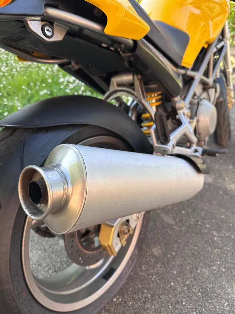 Ducati Monster 900 Special I.E. (1999 - 02) (6)