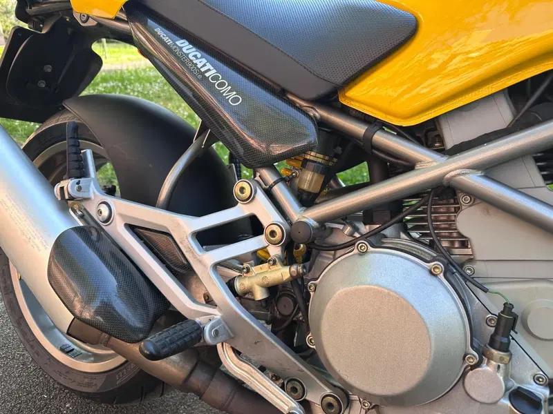 Ducati Monster 900 Special I.E. (1999 - 02) (7)