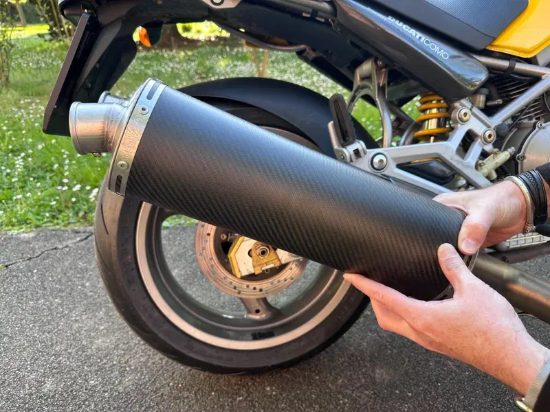 Ducati Monster 900 Special I.E. (1999 - 02) (11)
