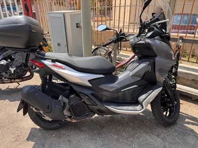 Aprilia SR GT 200 (2022 - 24) usata