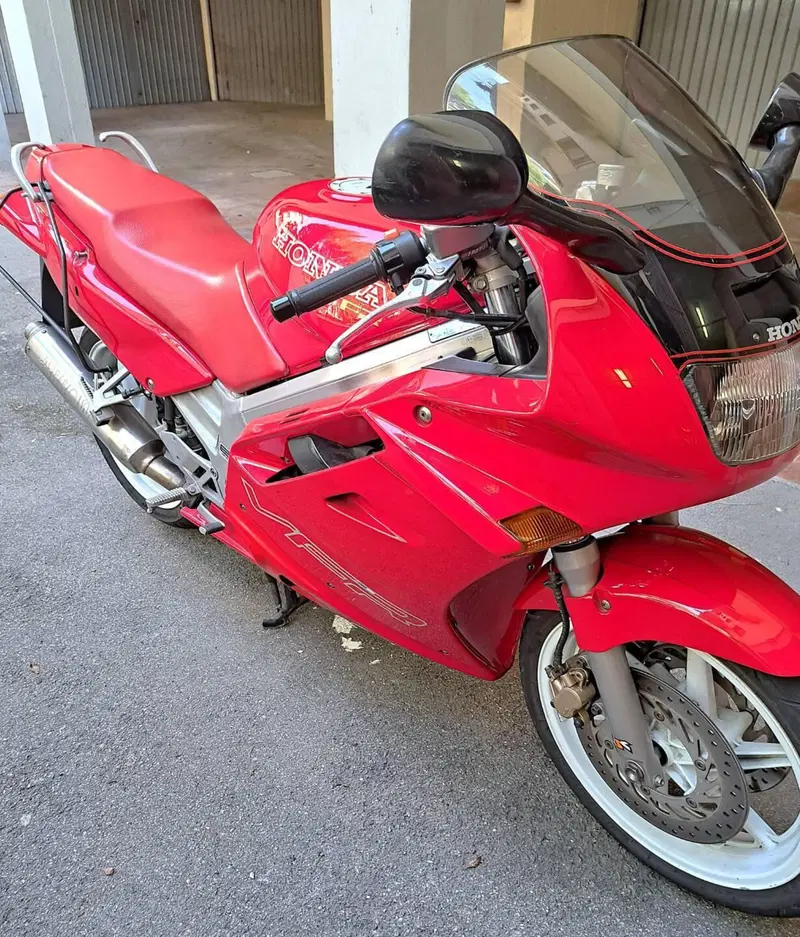 Honda VFR 750 F (1990 - 93)