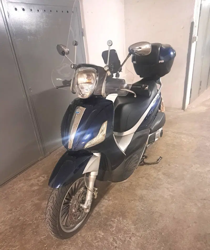 Piaggio Beverly 300 i.e. (2010 - 16)