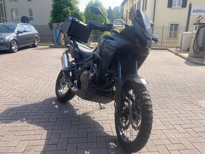 Honda Africa Twin CRF 1100L (2022 - 23) (4)