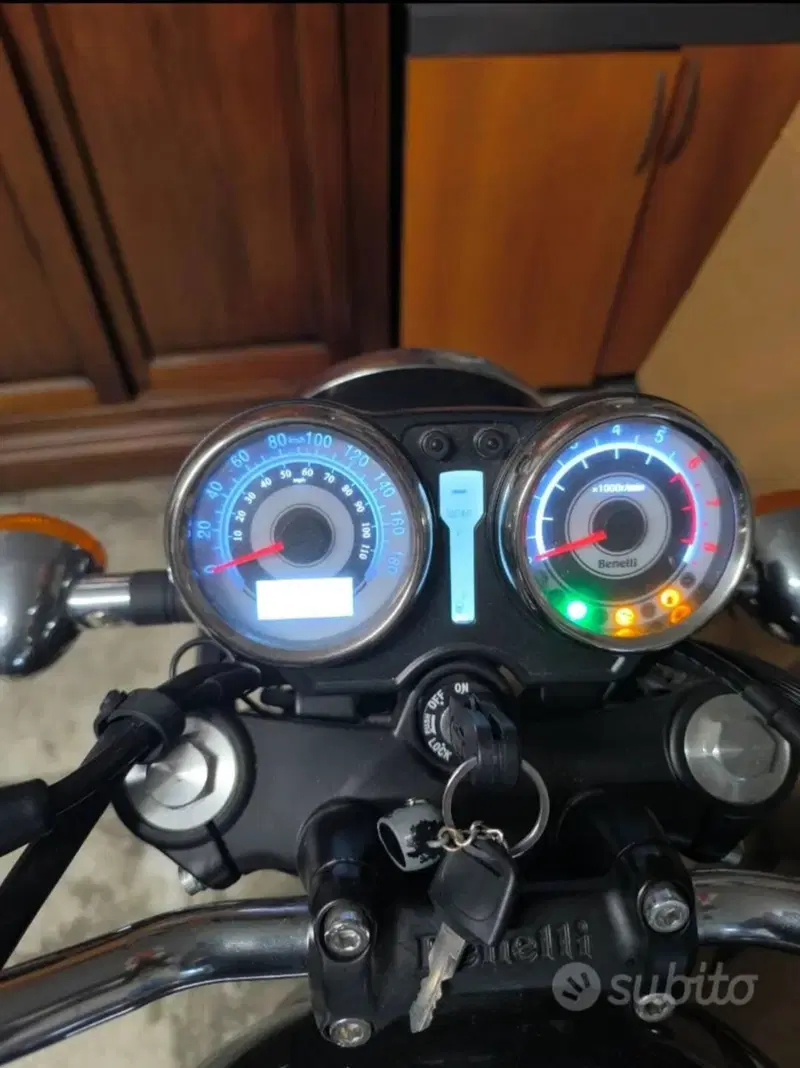 Benelli Imperiale 400 (2021 - 25) (2)