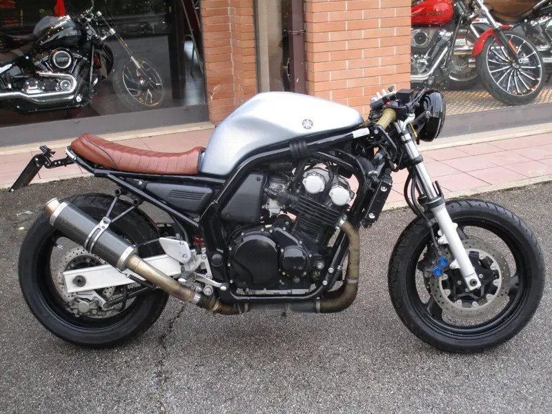 Yamaha FZ6 (2004 - 07)