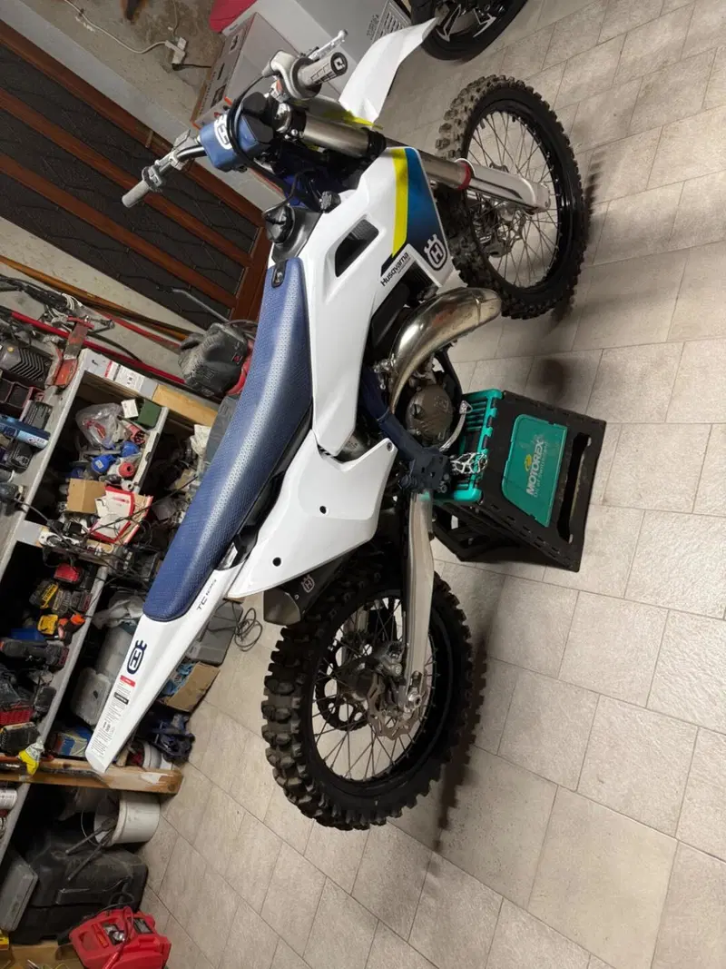 Husqvarna TC 125 (2025) (2)