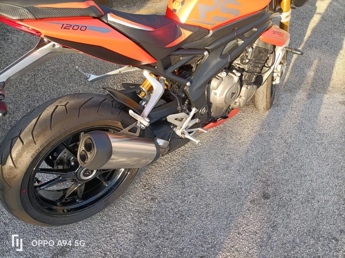 Triumph Speed Triple 1200 RS (2021 - 24) (2)