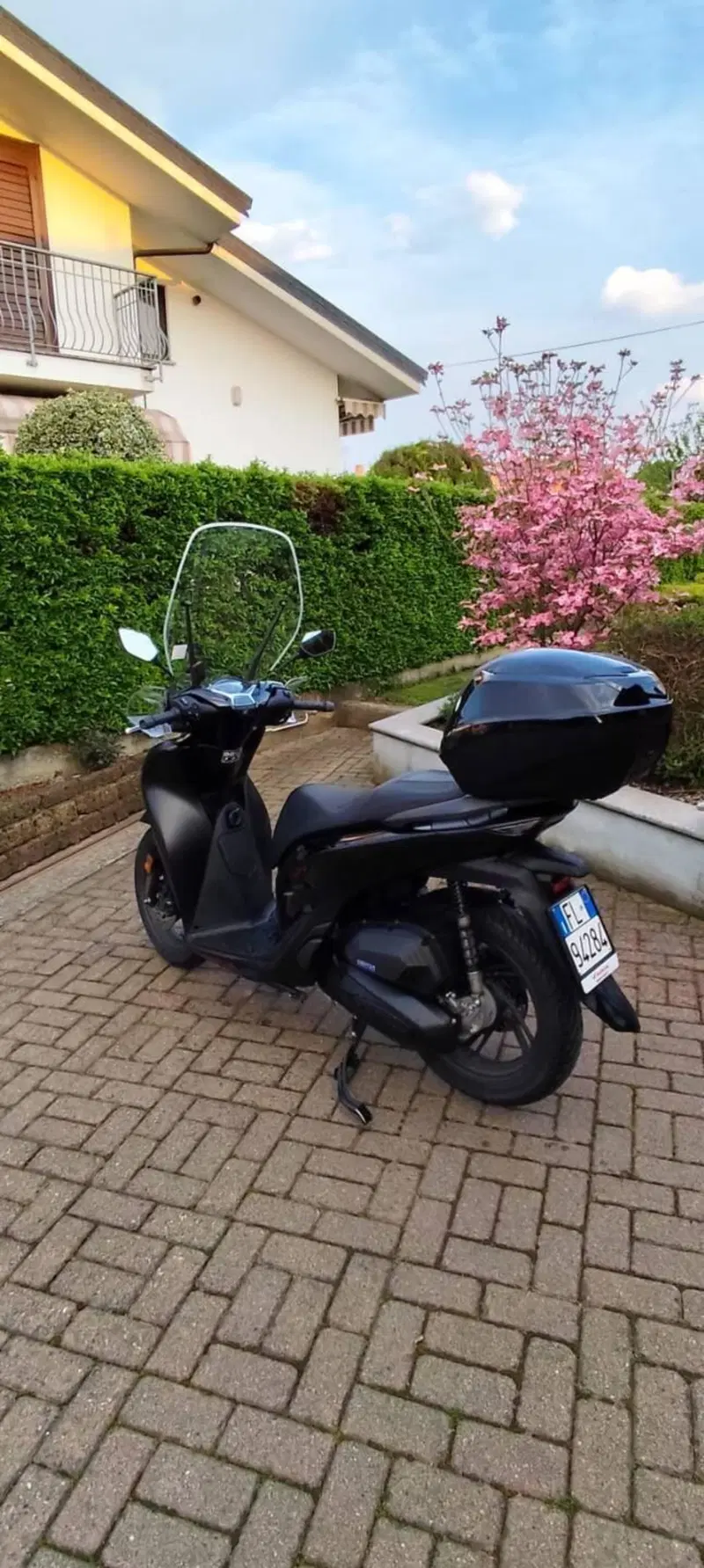 Honda SH 150i Sport (2024 - 25) (6)