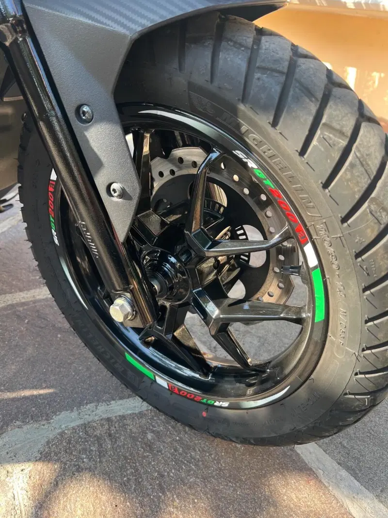 Aprilia SR GT 200 (2022 - 24) (15)