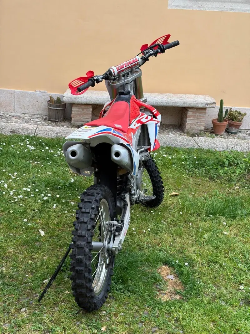 Honda CRF 250R (2017) (3)