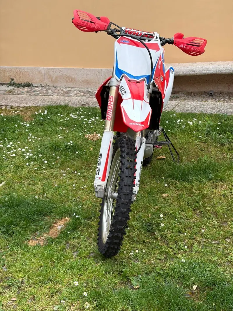 Honda CRF 250R (2017) (4)
