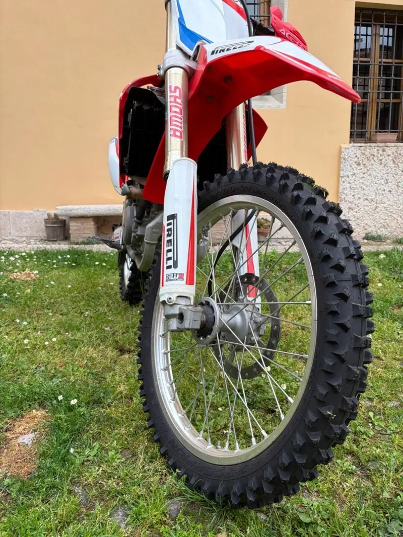 Honda CRF 250R (2017) (5)