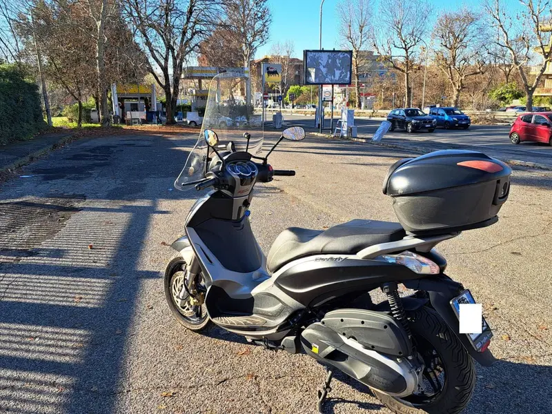 Piaggio Beverly 350 SportTouring ie (2011 - 15) (3)