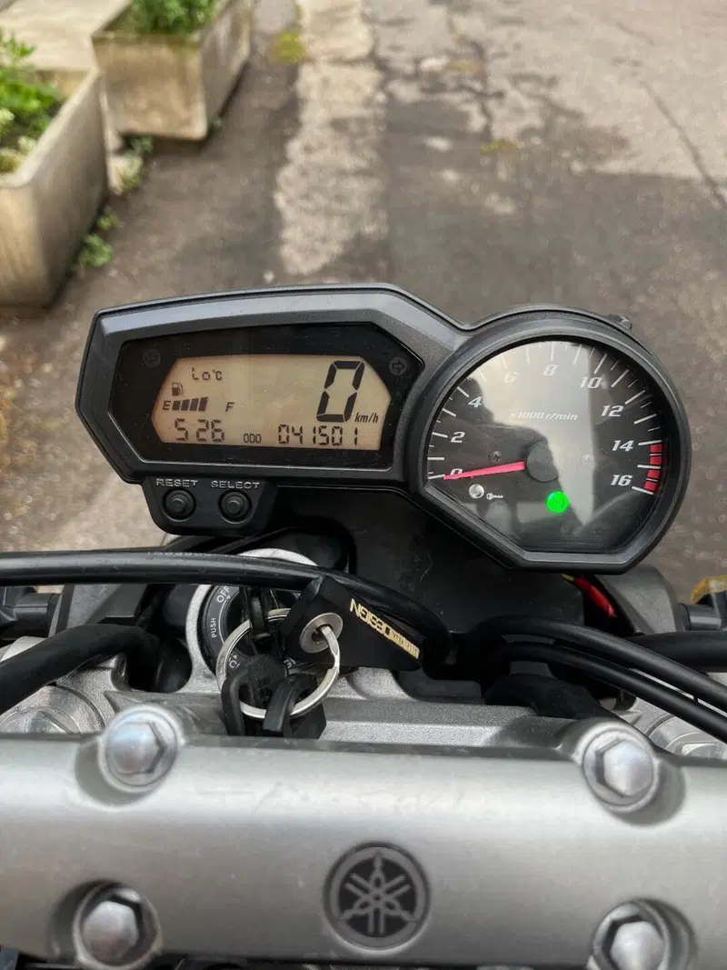 Yamaha FZ6 S2 (2007 - 11) (4)
