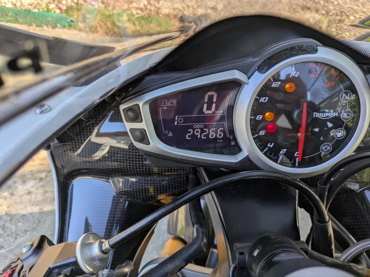 Triumph Daytona 675 R ABS (2009 - 16) (5)