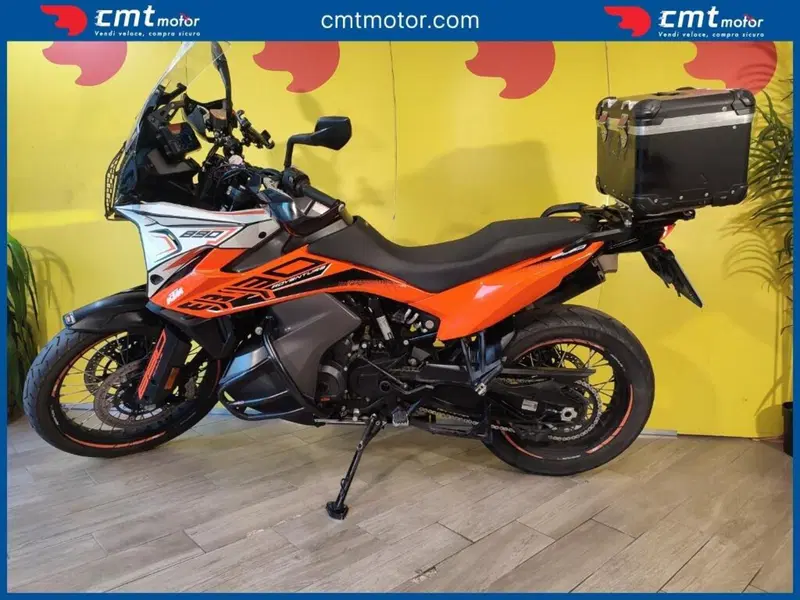 KTM 890 Adventure (2022) (3)