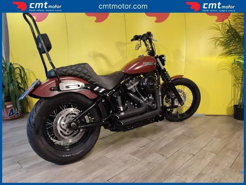 Harley-Davidson 107 Street Bob (2018 - 20) - FXBB (4)