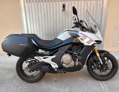 CFMOTO 650MT (2021 - 24) usata