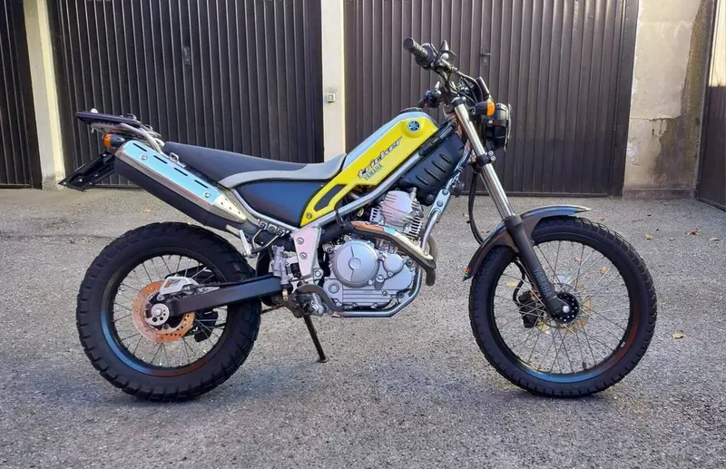 Yamaha Tricker (2)