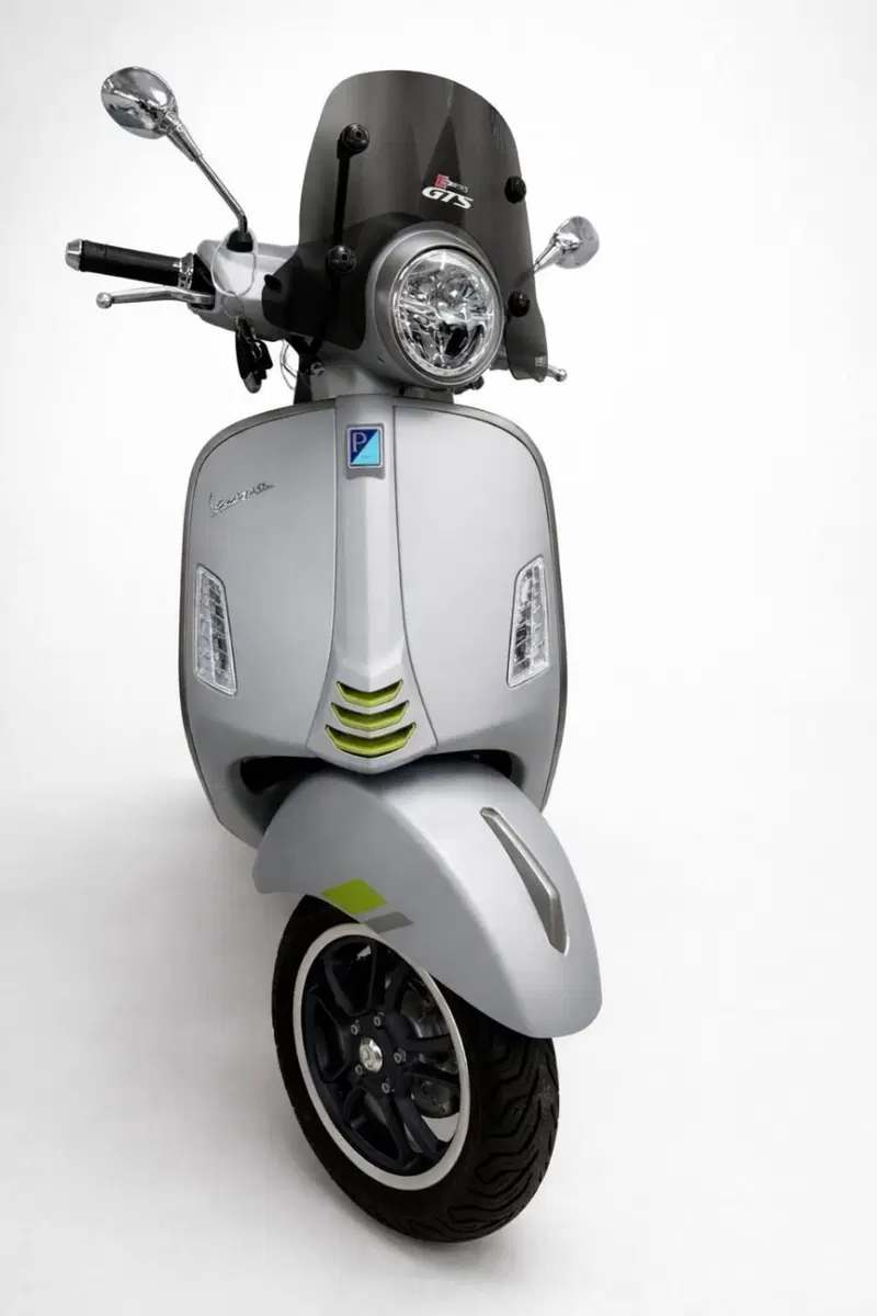Vespa GTS 300 Super Tech (2023 - 24) (5)