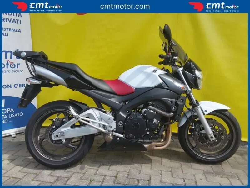 Suzuki GSR 600 (2006 - 11) (3)