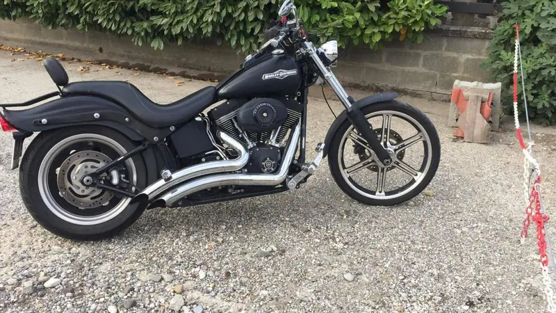 Harley-Davidson 1584 Night Train (2006 - 07) - FXSTB (3)