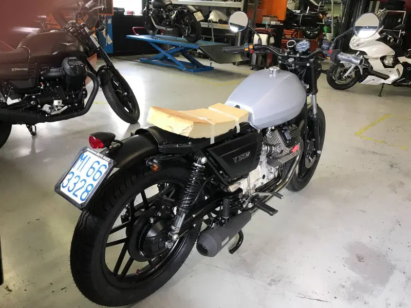Moto Guzzi V 65 SP (1982 - 86) (3)