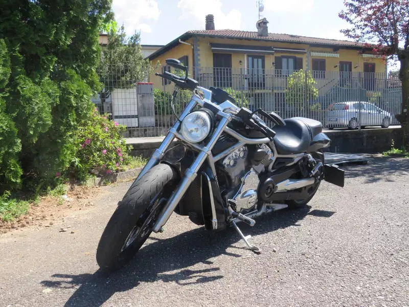 Harley-Davidson 1250 V-Rod (2008 - 12) - VRSCAW (3)