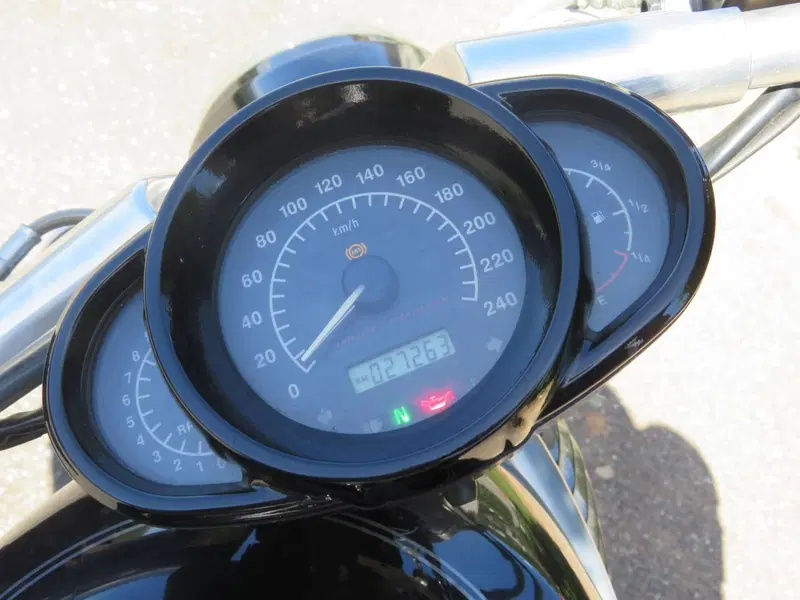Harley-Davidson 1250 V-Rod (2008 - 12) - VRSCAW (6)