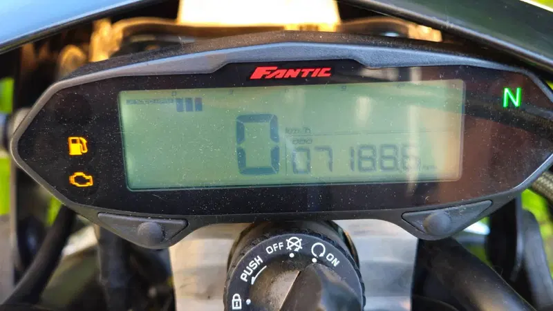 Fantic Motor Motard 125 Performance 4t (2020) (3)