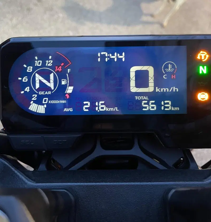 Honda CB 650 R (2021 - 23) (7)