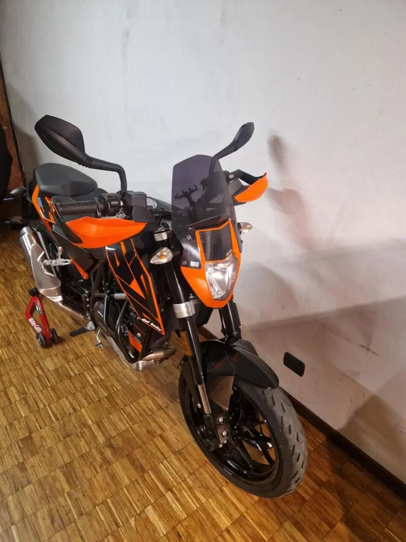 KTM 690 Duke (2016 - 19) (3)