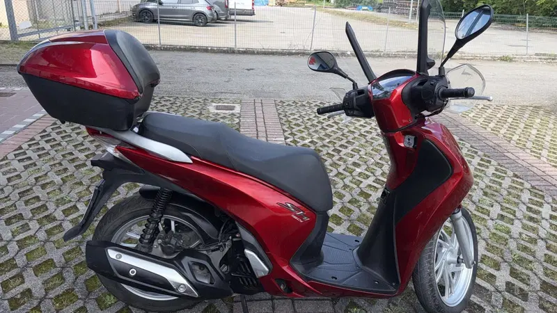 Honda SH 150i ABS (2013 - 16) (3)