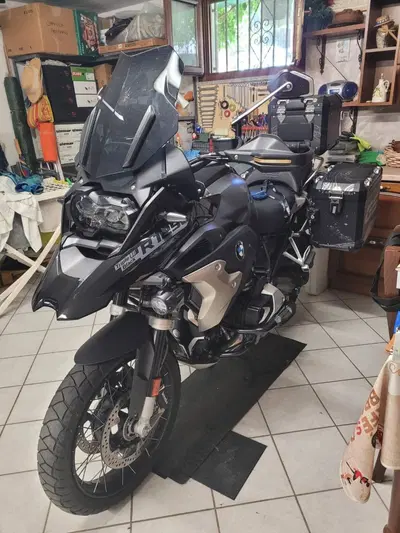 Bmw R 1250 GS Ultimate Edition (2023) usata