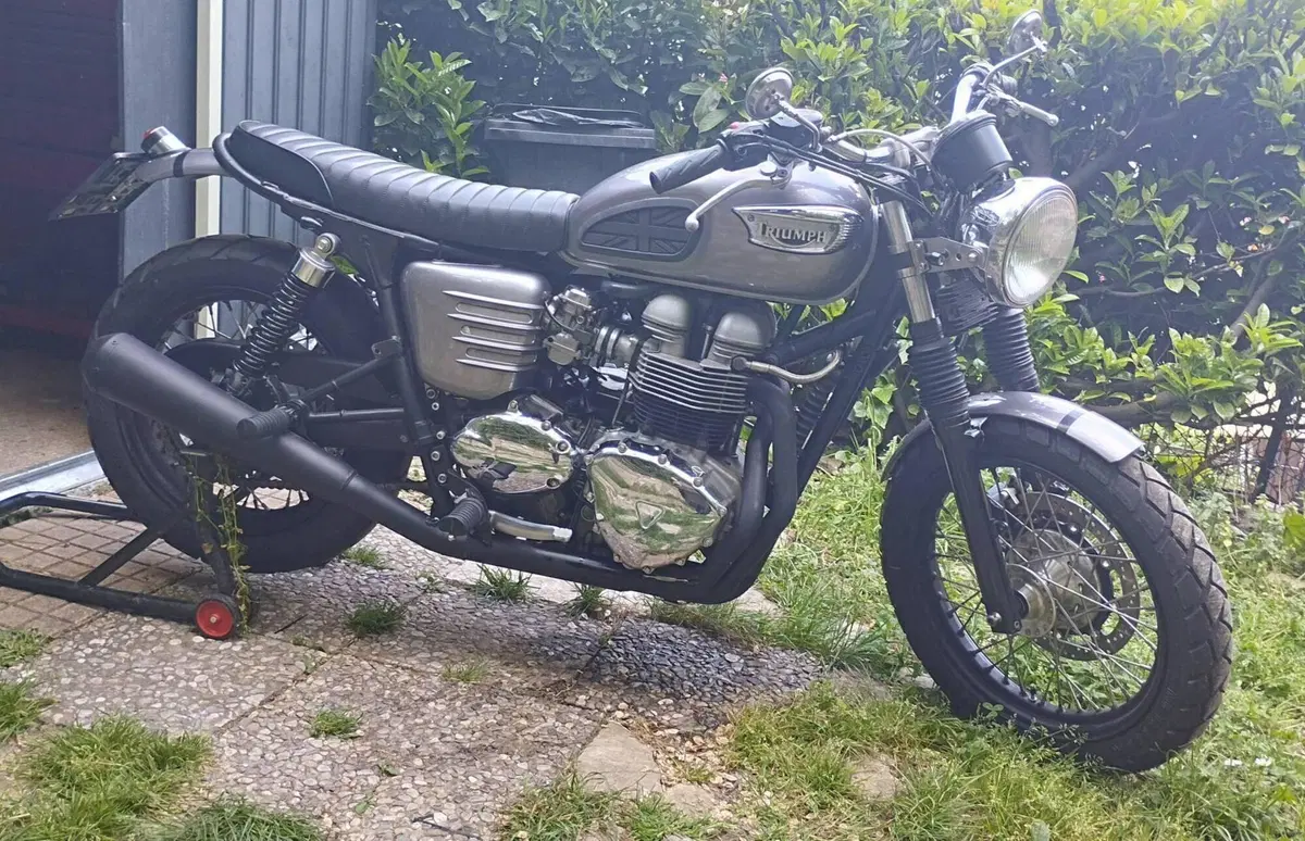 Triumph Bonneville T100 (2001 - 07)