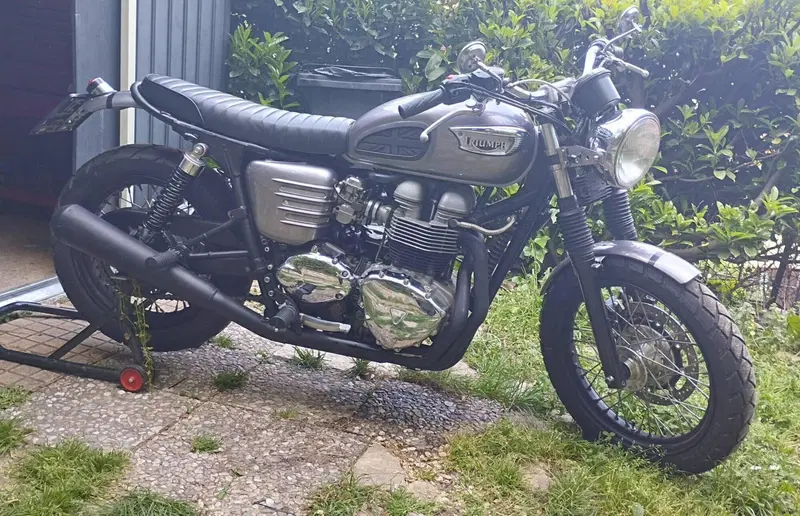 Triumph Bonneville T100 (2001 - 07)