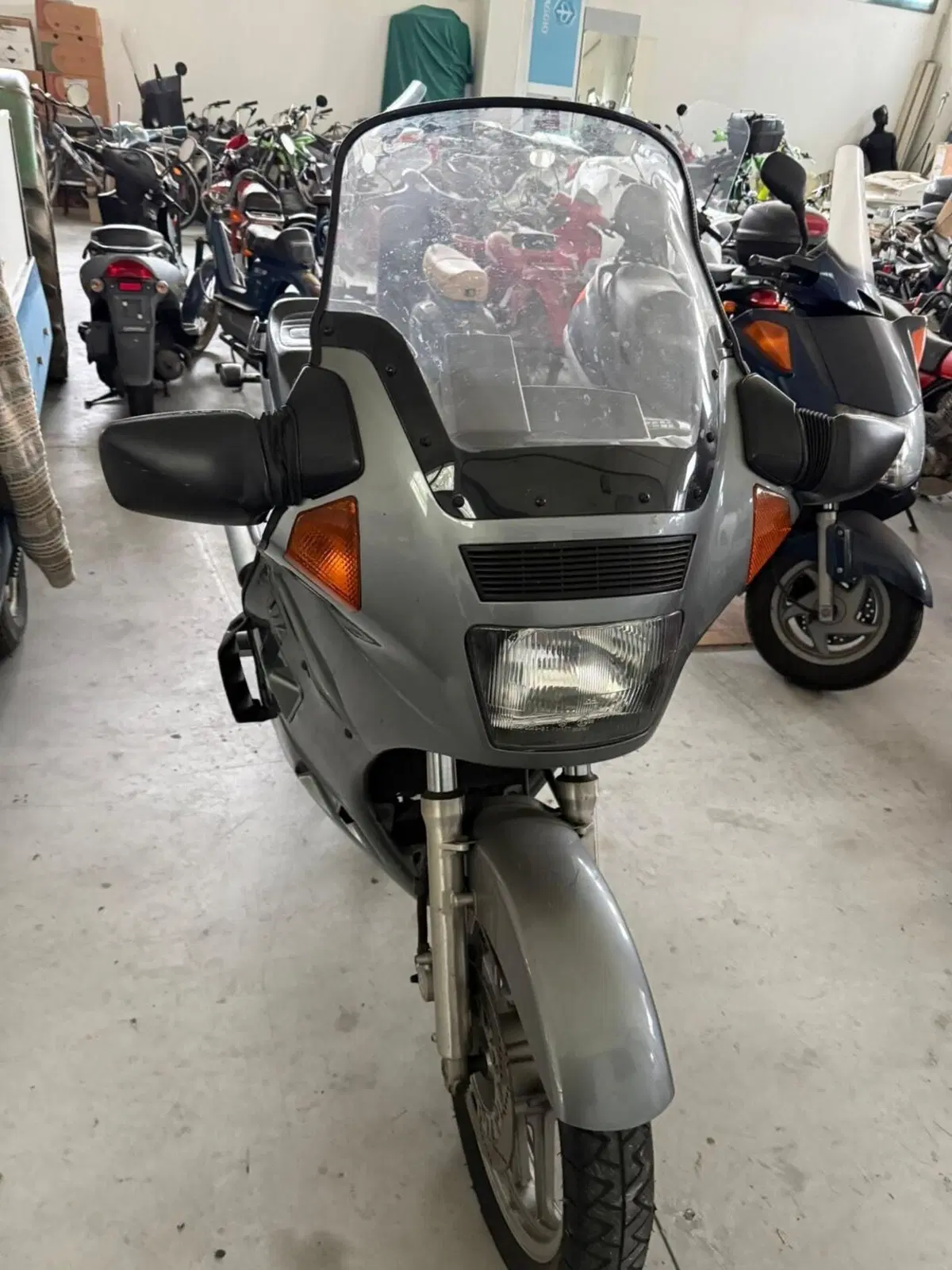 Kawasaki GTR  (3)