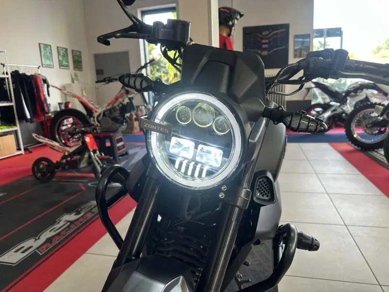 Zontes ZT125-G1 (2020 - 26) (12)