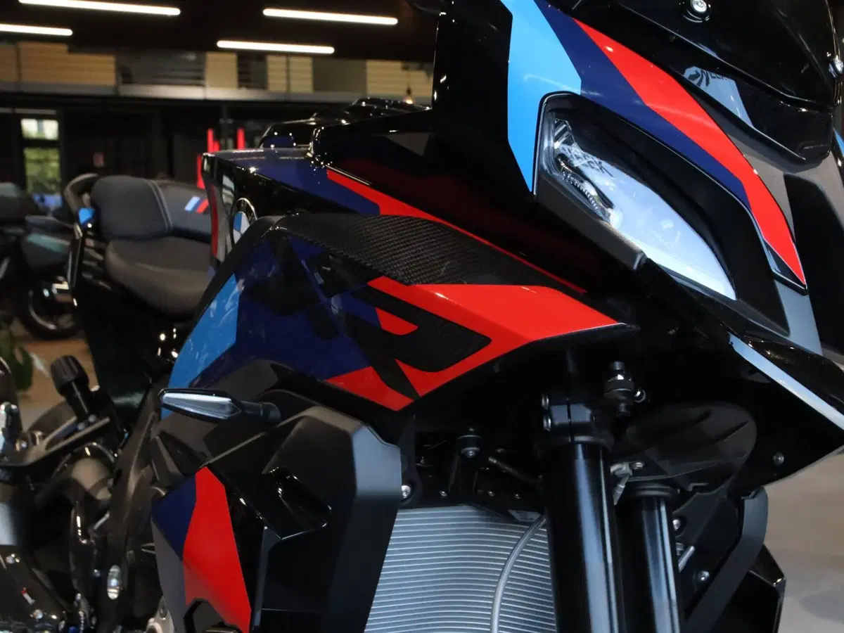 Bmw M 1000 XR (2024 - 26) (5)