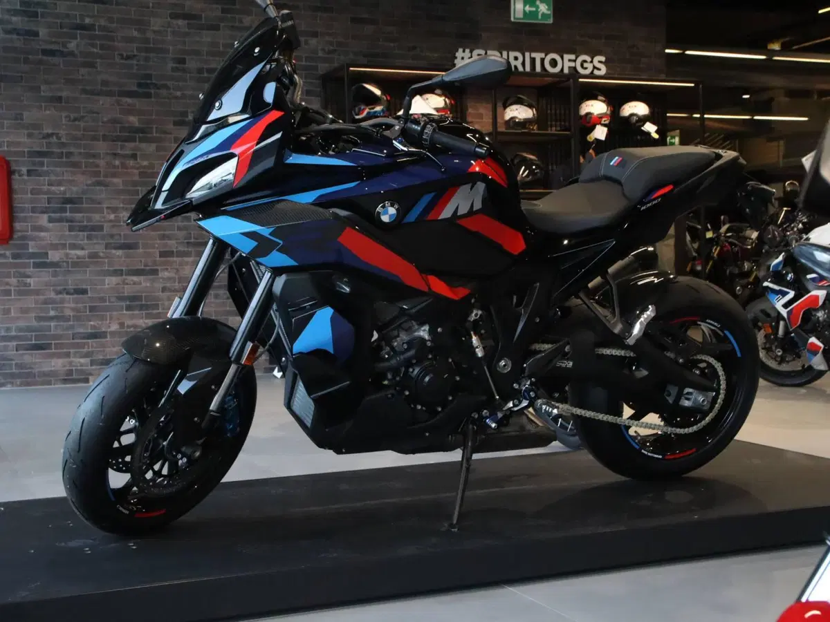 Bmw M 1000 XR (2024 - 26) (6)